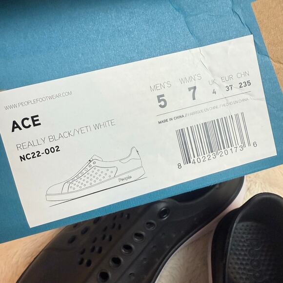 NEW People ACE Rubber Sneakers Slip On Water Shoes Black M 5 W 7 Perforated - Picture 2 of 9